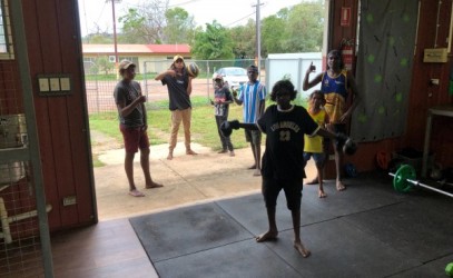Gunbalanya youth barbeque day - kids having fun
