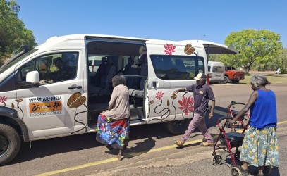 Jabiru Trip Bus photo