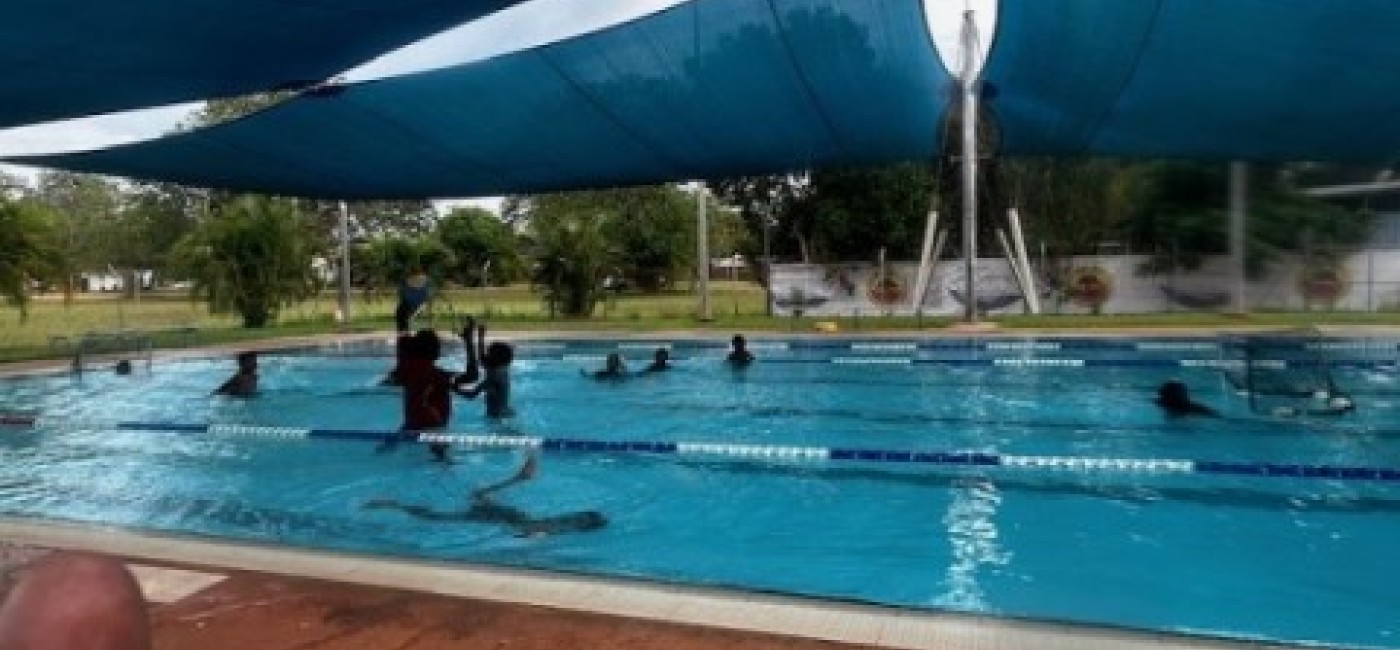 Manigrida school holiday program at the pool
