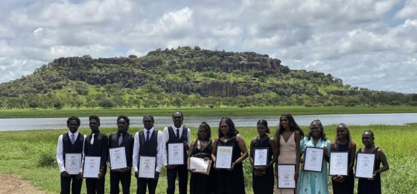 Students who graduated at Gunbalanya with their certificates 