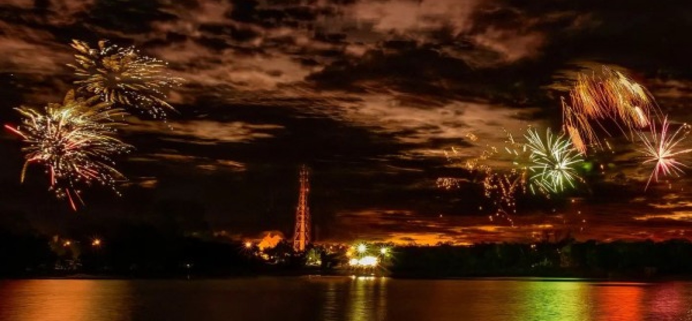 Fireworks in the sky over Jabiru 